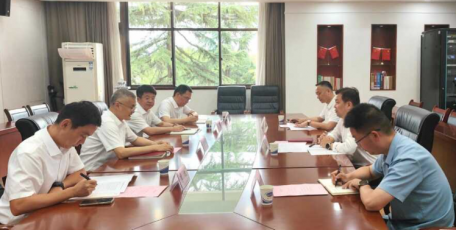 省工信廳黨組成員、副廳長(zhǎng)張勇會(huì)見(jiàn)中國(guó)兵器北方特能集團(tuán)董事長(zhǎng)楊世澤一行